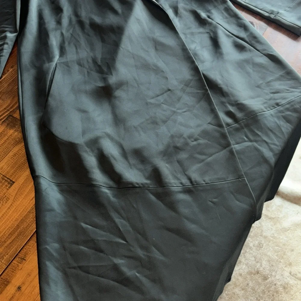 AYR Satin Robe Jacket - Picture 4 of 14
